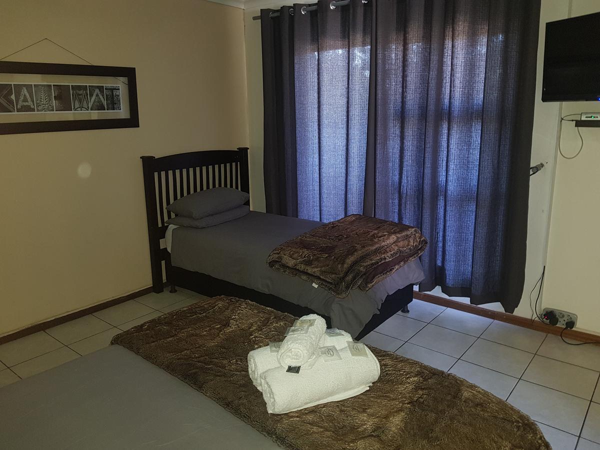 Kgosi Lodge Kimberley Zewnętrze zdjęcie
